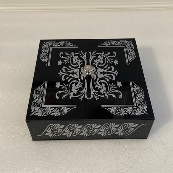 Black and silver tapestry acrylic keepsake centerpiece box